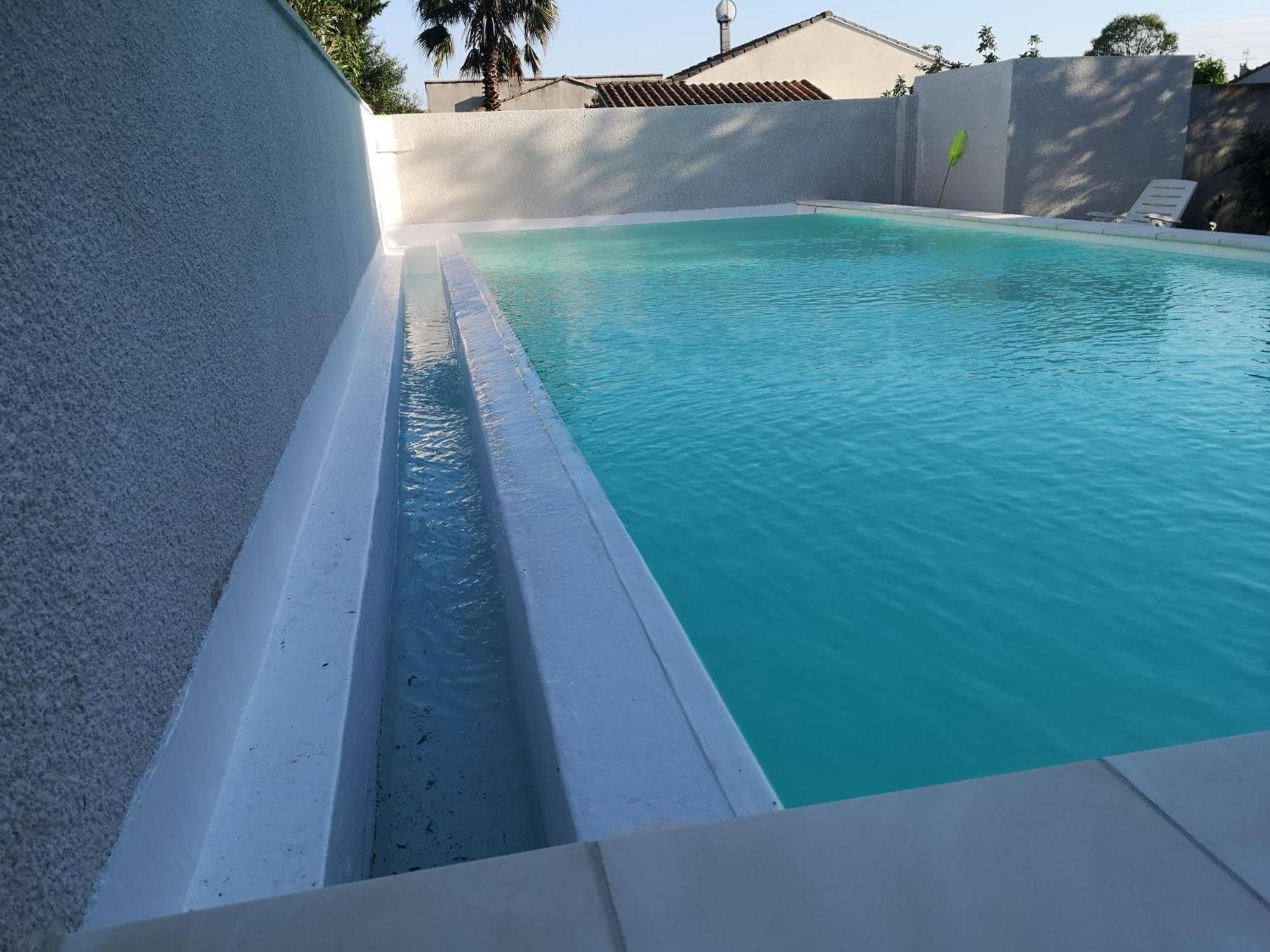 Appartement Dans Villa Avec Piscine Et Jardin Marguerittes Exterior photo